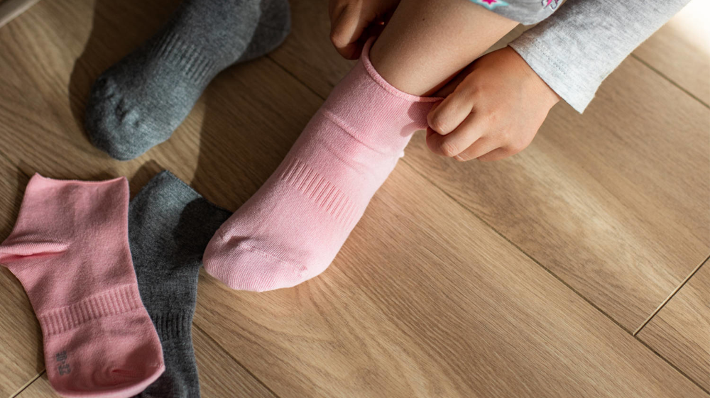 Skarpetki bambusowe - dlaczego warto znaleźć na nie miejsce w swojej szafie?