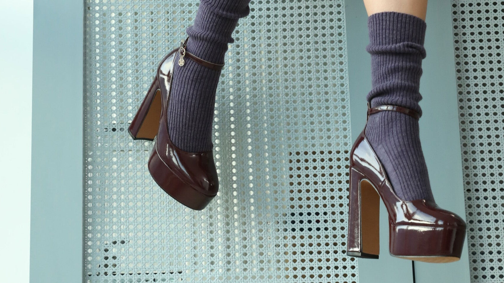 Skarpetki męskie i damskie – wymiana garderoby na wiosnę