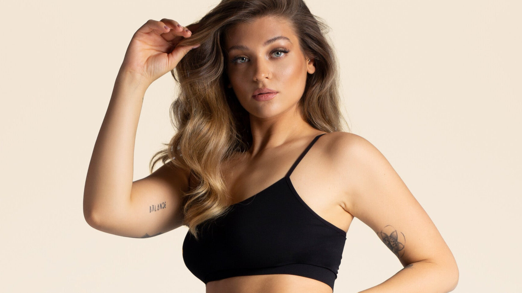 Wygoda blisko ciała z odzieżą i bielizną bezszwową Gatta