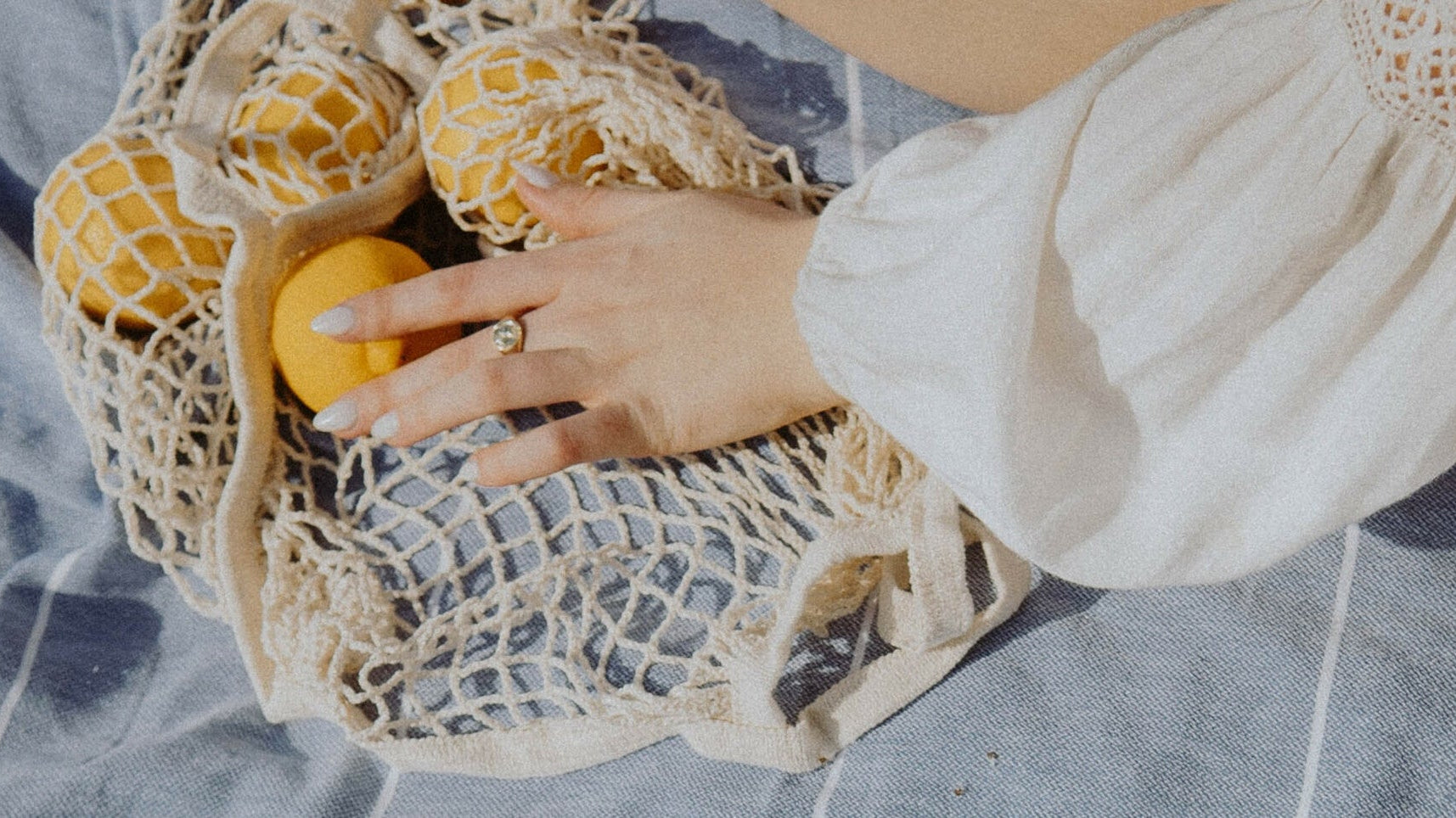 Za co kobiety pokochały lniane ubrania?