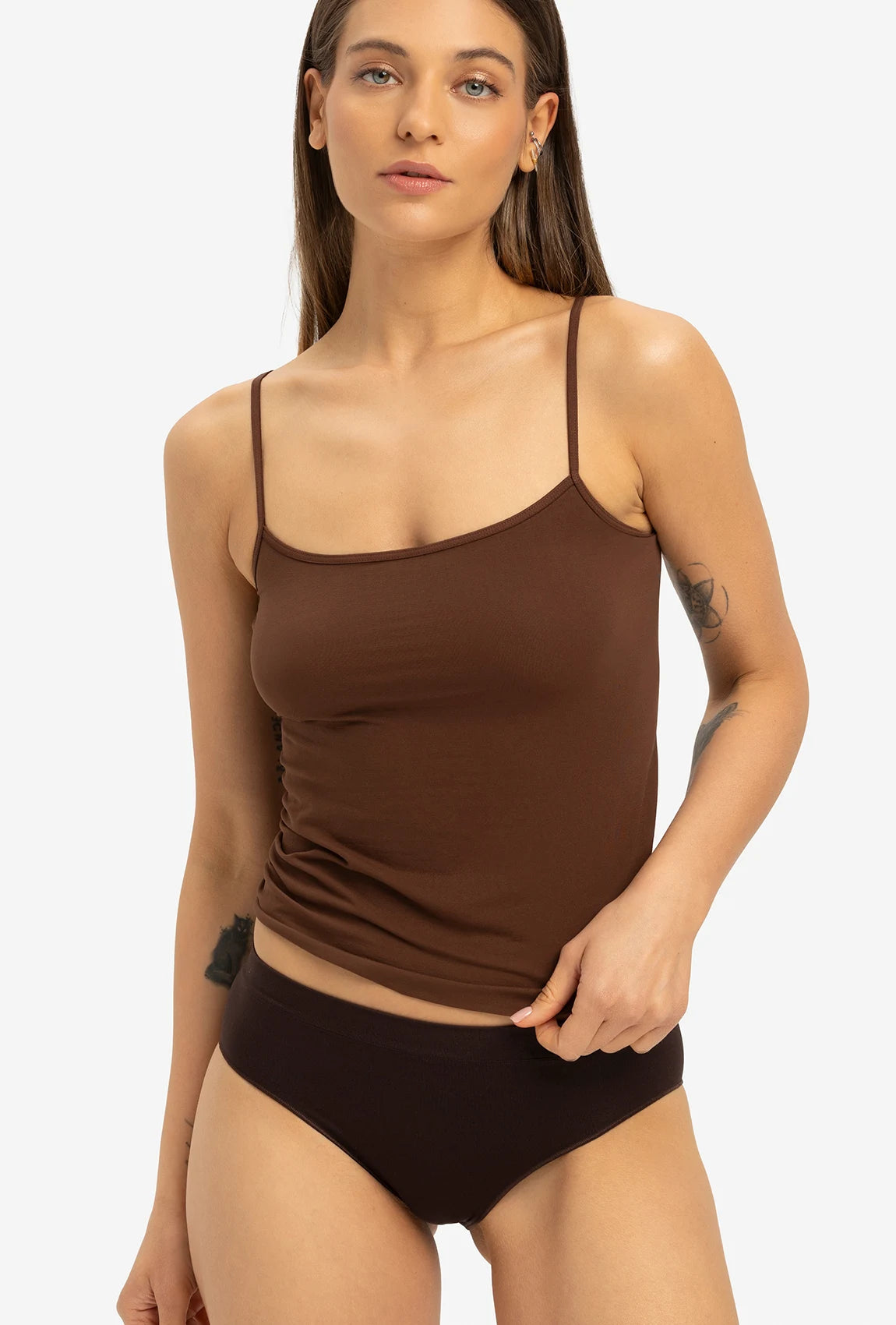 Brązowa bluzka na cienkich ramiączkach Camisole - Gatta