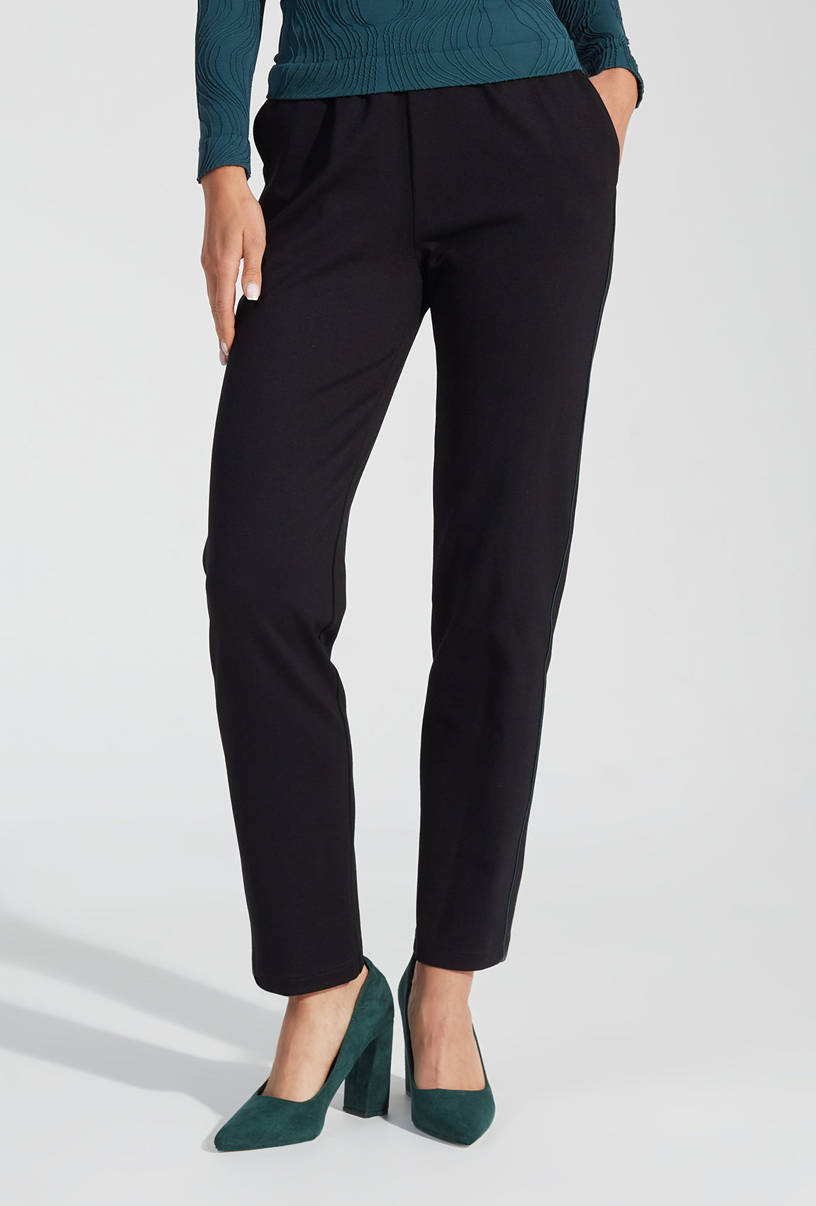 Proste czarne spodnie Janelle - Gatta