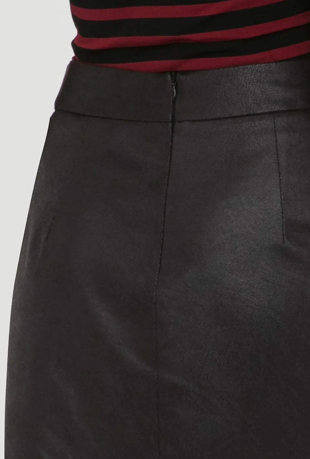 Asymetryczna spódniczka z ekoskóry Melilla - Gatta