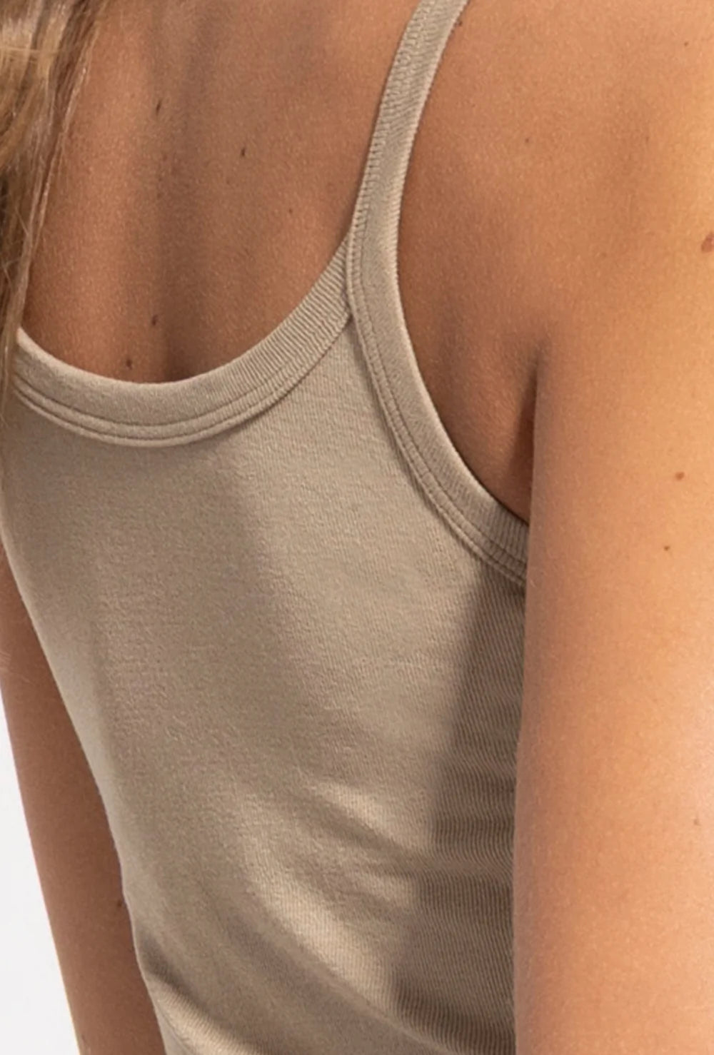 Dopasowany top na ramiączkach Bege - Gatta