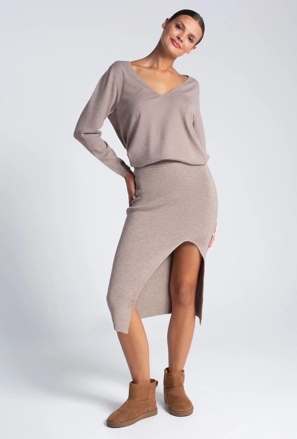 Dzianinowa spódnica z rozcięciem Miriam - Gatta