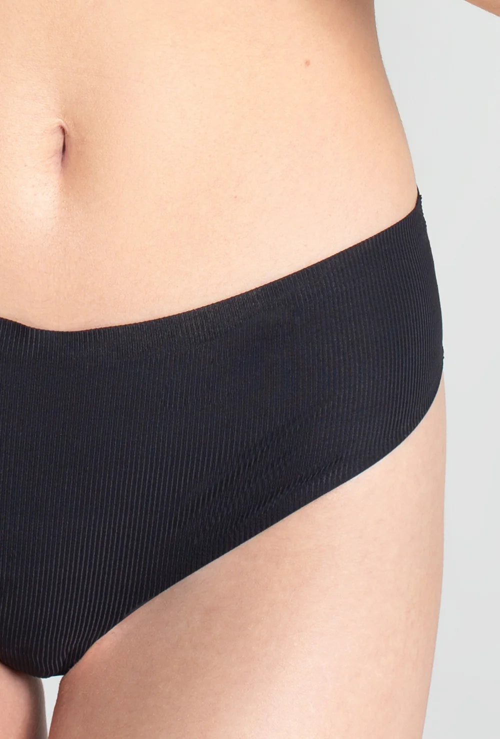 Sportowe stringi Lineri - Gatta