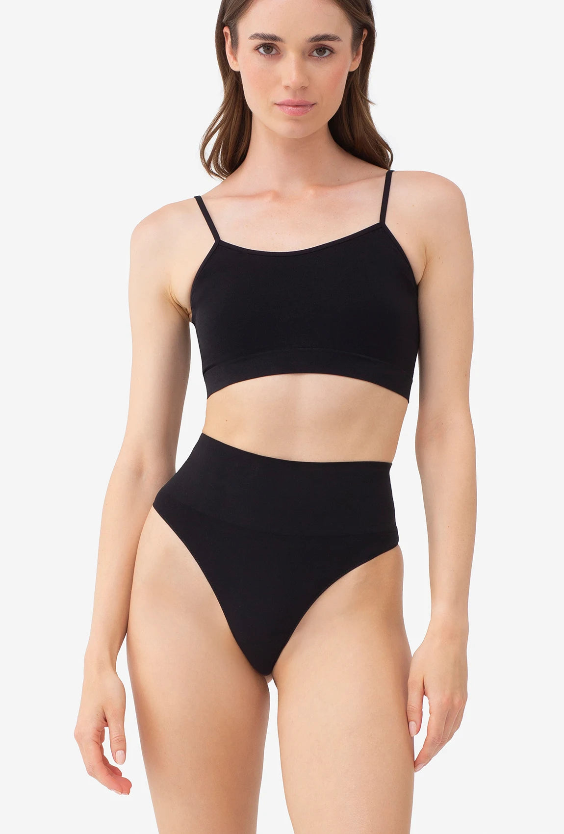 Modelujące stringi Correct Sensual Skin - Gatta