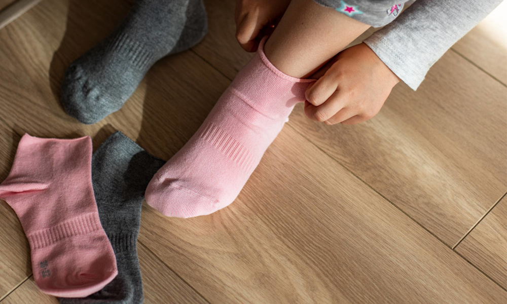 Skarpetki bambusowe - dlaczego warto znaleźć na nie miejsce w swojej szafie?