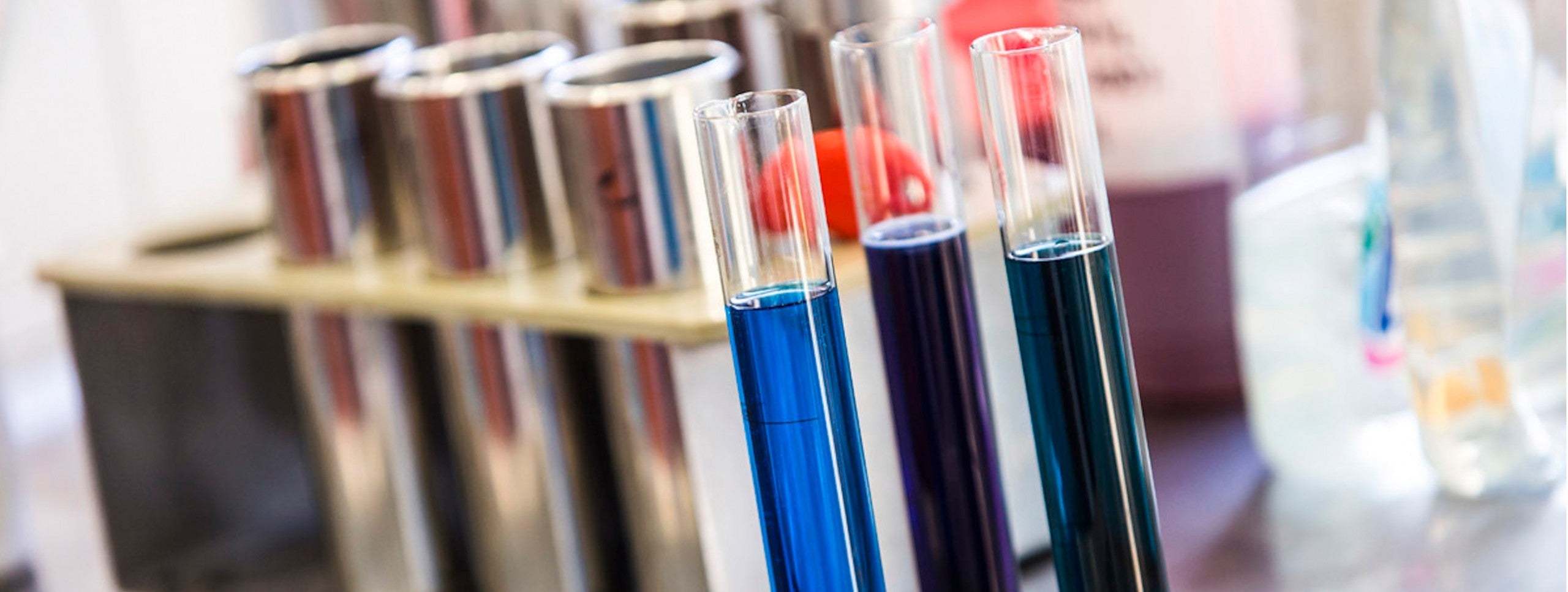 Jak nadajemy rajstopom kolor? Tajemnice farbiarni