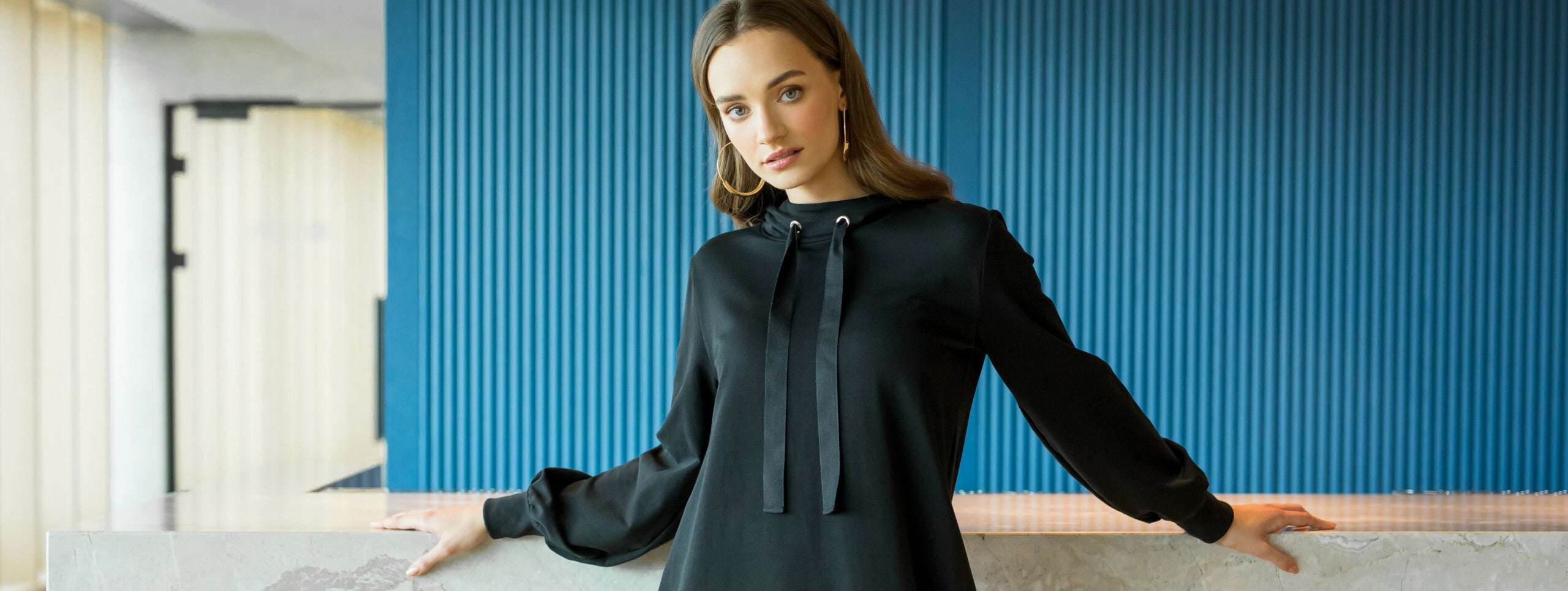 Jaki kolor pasuje do granatowego?