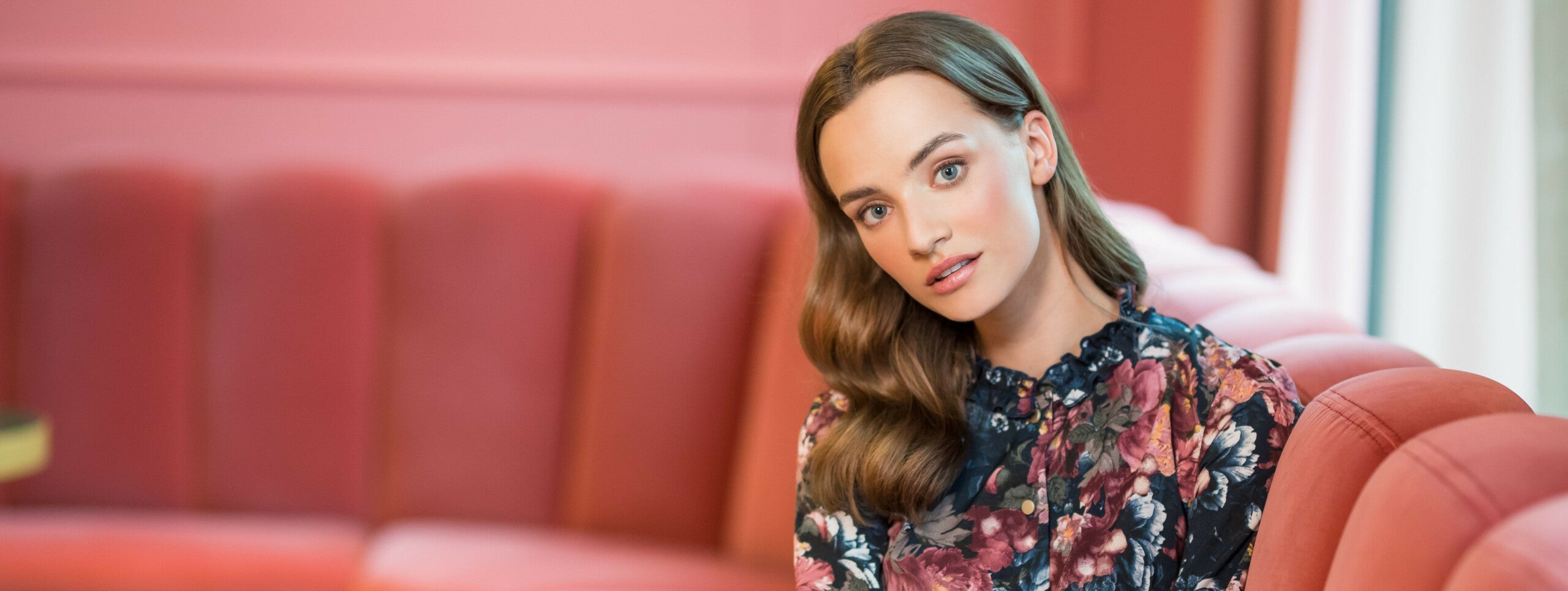 5 modeli sukienek, których nie może zabraknąć w Twojej jesiennej garderobie