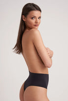 Majtki bezszwowe stringi Eva Invisible Skin