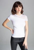 T-shirt z koronkowym wykończeniem Bravo