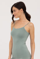 Top bezszwowy na cienkich ramiączkach Camisole