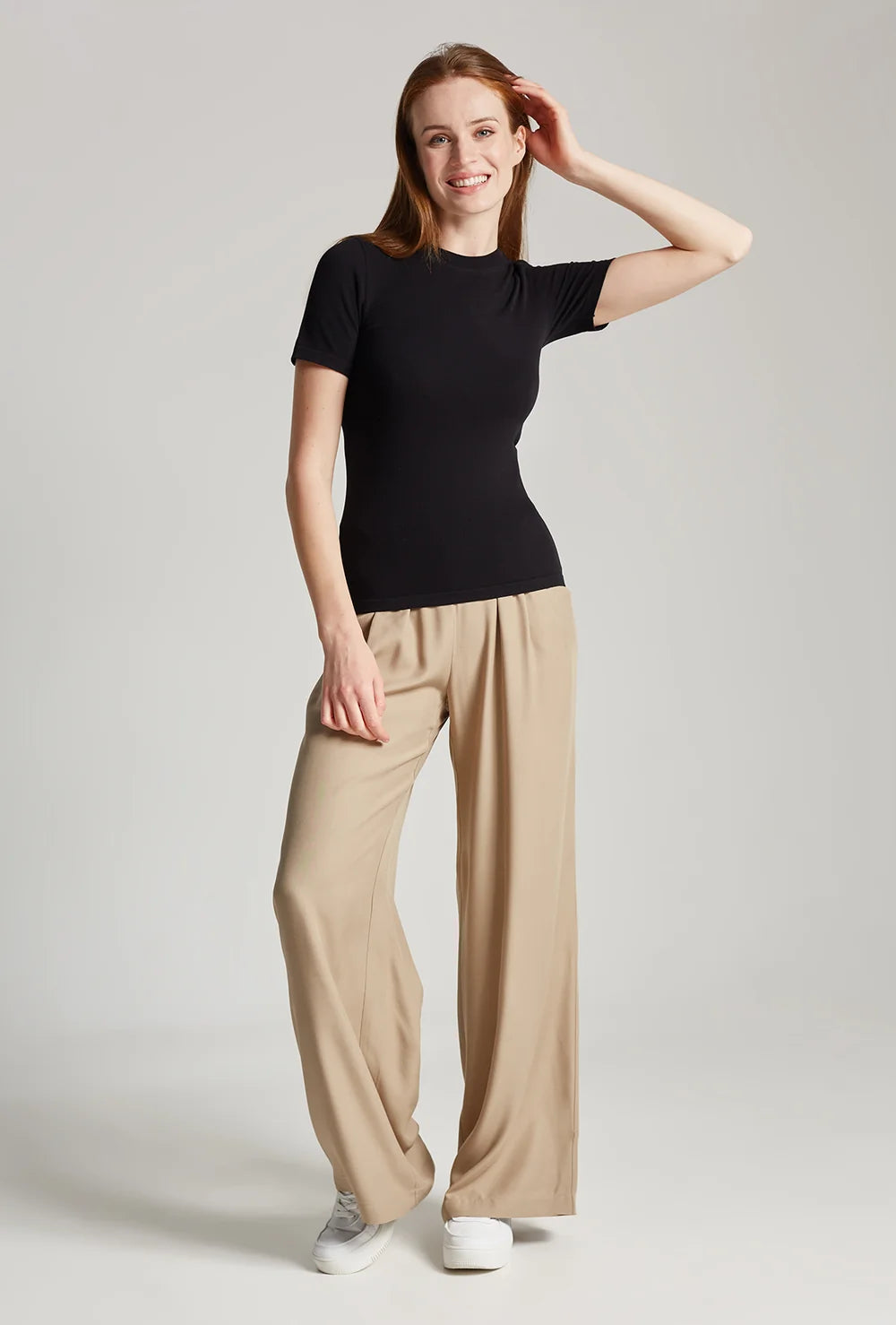 T-shirt z wiskozy Narciso - Gatta