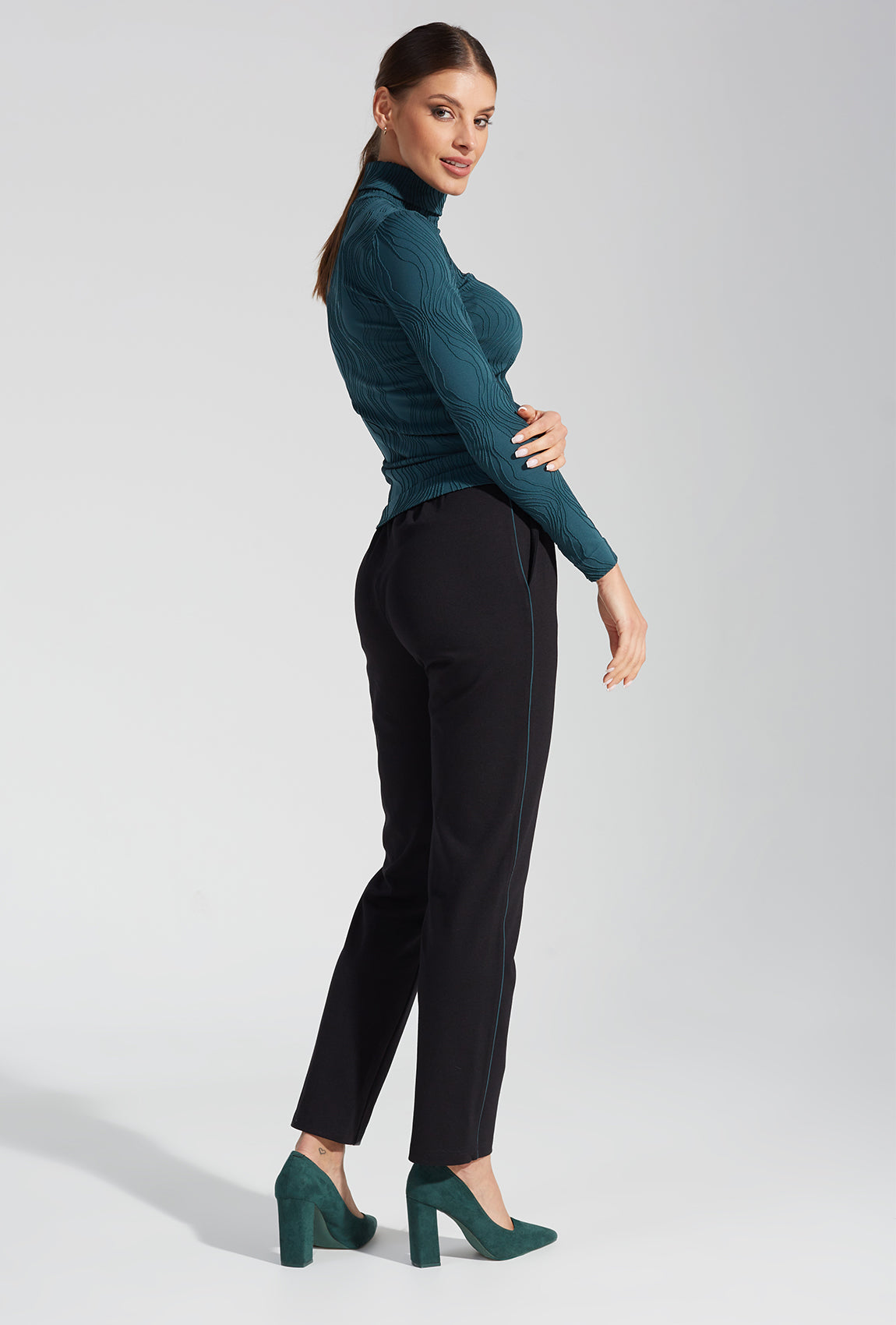 Proste czarne spodnie Janelle - Gatta