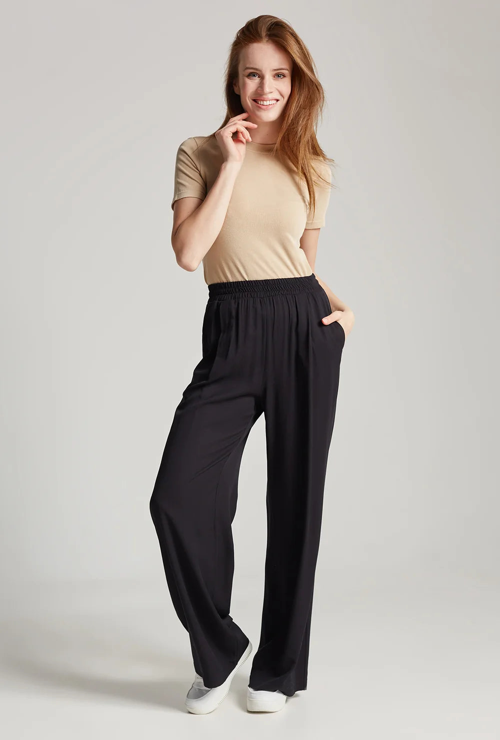 Spodnie z szerokimi nogawkami Leni