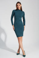 Dopasowana sukienka ze stójką Flow Golf