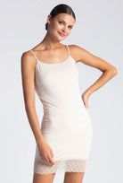 Halka nocna z koronką Diletta