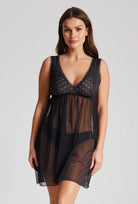 Halka nocna wykończona koronką Siena