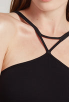 Body eksponujące ramiona Busajna II