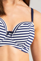 Góra od stroju kąpielowego Chiara