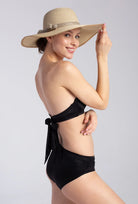 Kapelusz plażowy 04