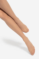 Klasyczne rajstopy damskie Ellen 15 den