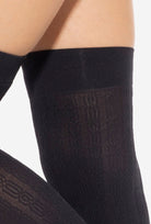 Czarne zakolanówki 01