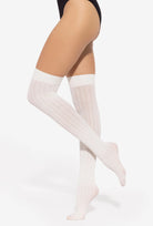 Kremowe zakolanówki 01