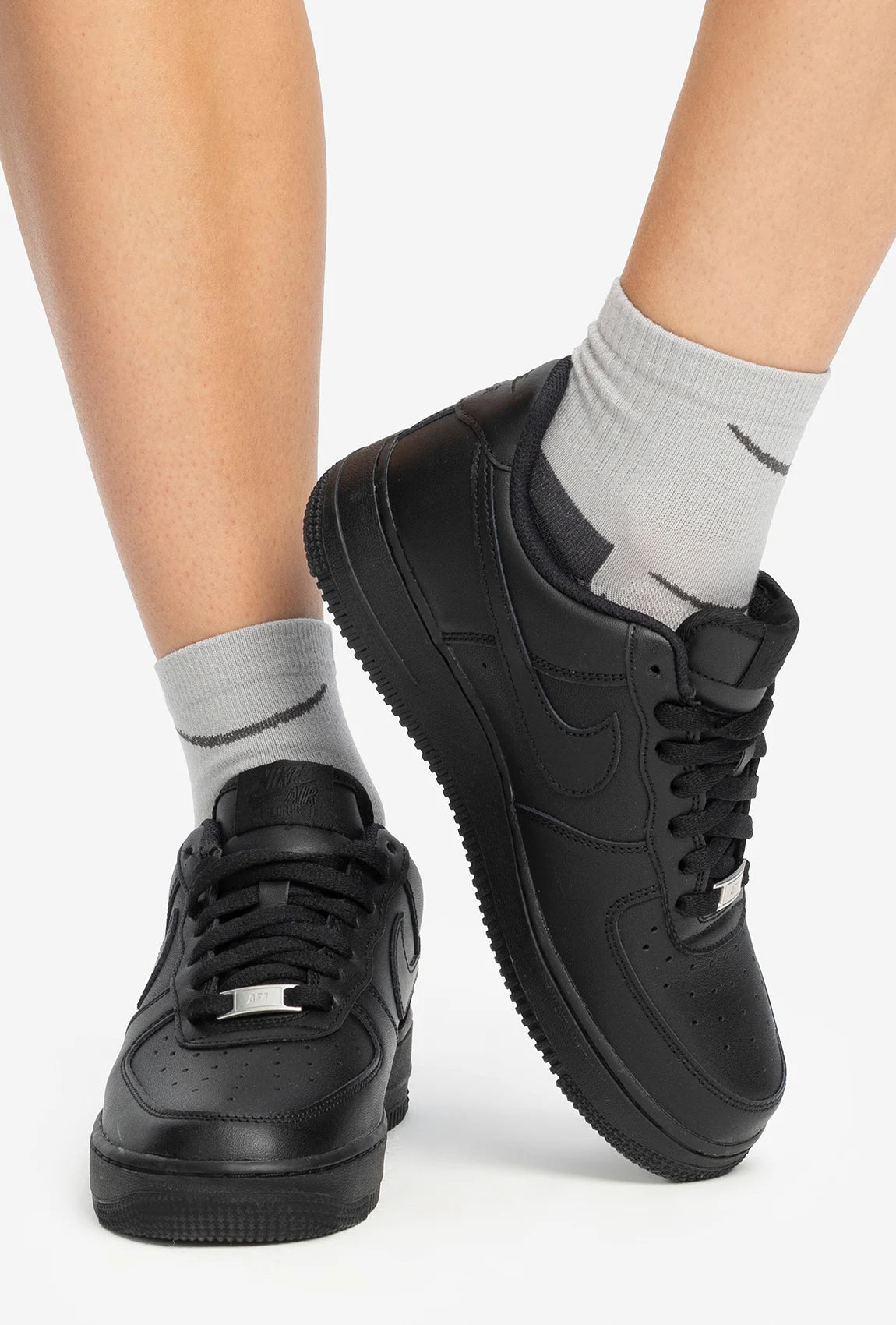 Sportowe skarpetki męskie z jonami srebra wz. 945