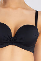 Góra od stroju kąpielowego Caviana