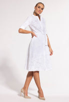 Biała sukienka koszulowa midi Sheila