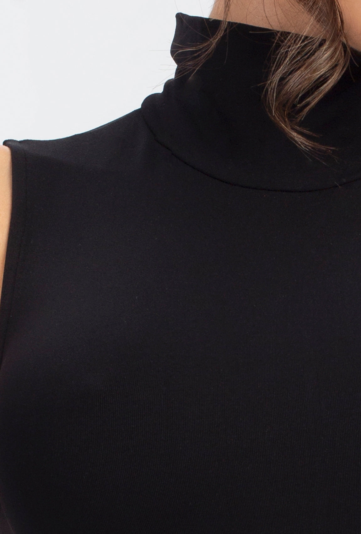 Czarna sukienka Sensual Golf - Gatta