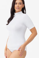 Bezszwowy golf z krótkim rękawem