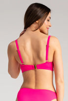 Góra od stroju kąpielowego Sky