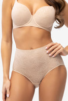 Majtki z wysokim stanem Karo