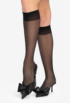 Czarne podkolanówki Trendyline 24