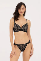 Koronkowe majtki brazyliany Nicole