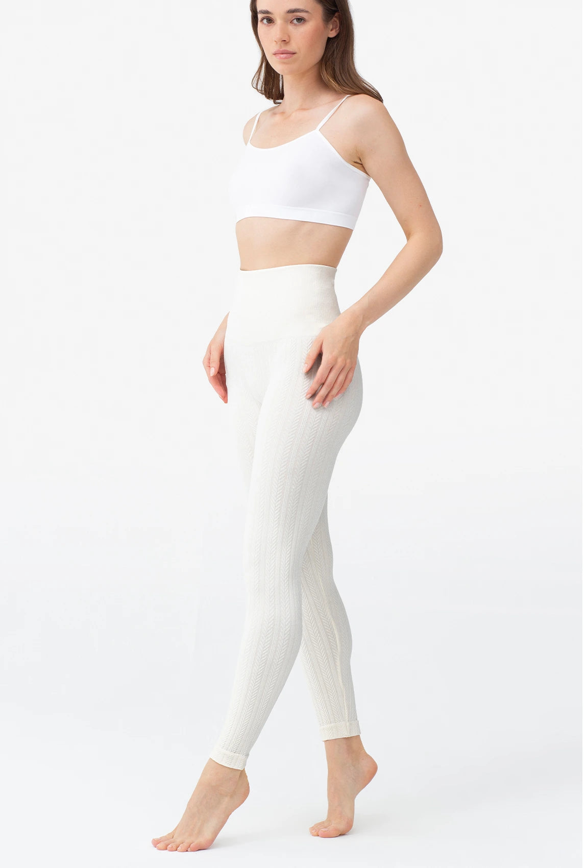 Kremowe legginsy w jodełkę Winter - Gatta