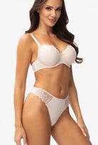 Beżowe brazyliany Marissa