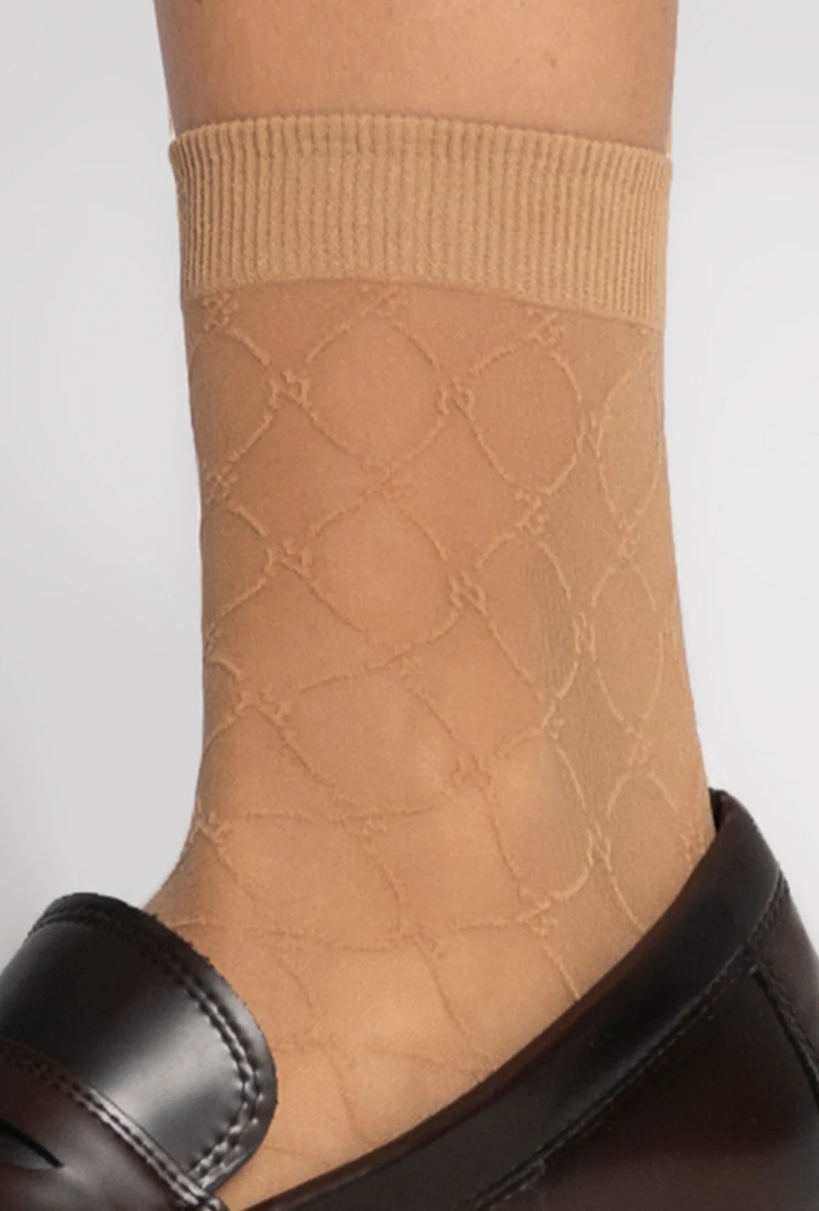 Beżowe skarpetki Monogram z kolekcji Zień x Gatta - Gatta