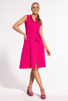 Różowa sukienka koszulowa midi Sheila