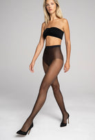 Gładkie czarne rajstopy damskie Scarab z kolekcji Zień x Gatta