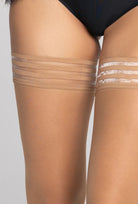 Beżowe pończochy damskie Scarab z kolekcji Zień x Gatta