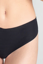Sportowe stringi Lineri