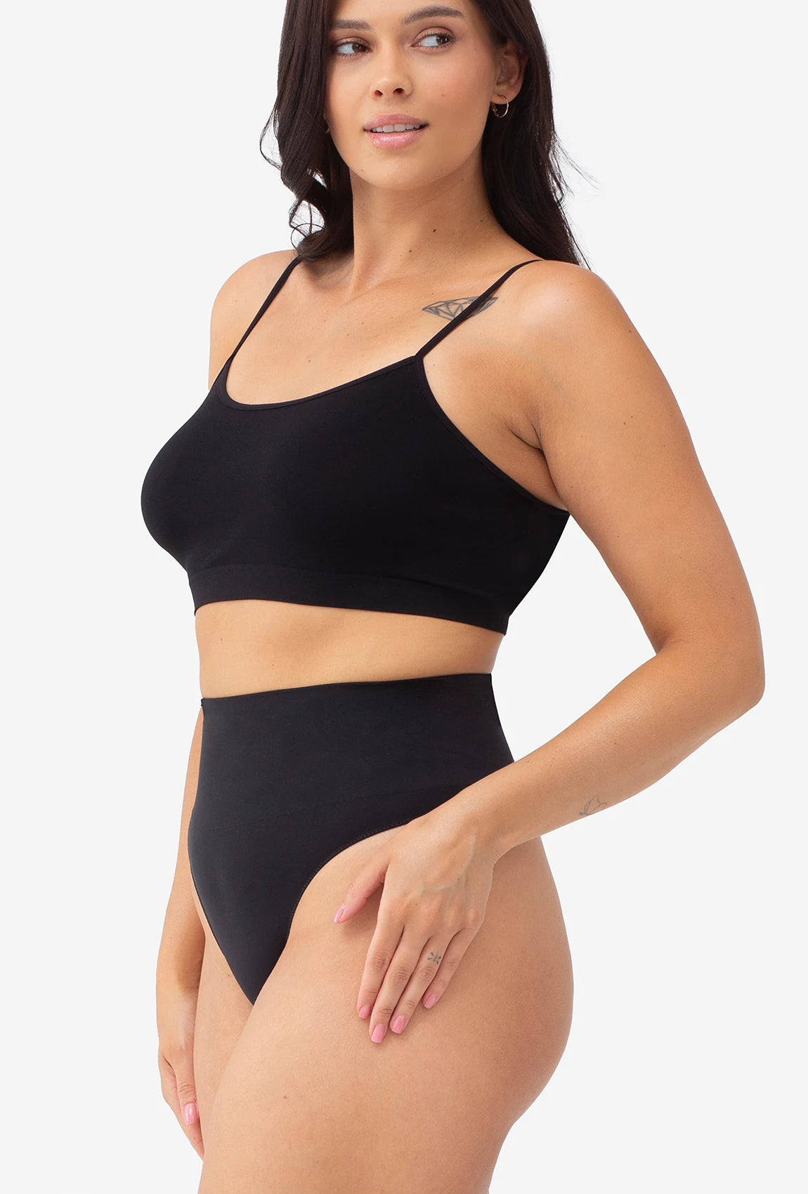 Modelujące stringi Correct Sensual Skin - Gatta