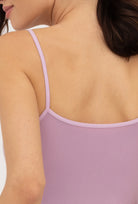 Top bezszwowy na cienkich ramiączkach Camisole